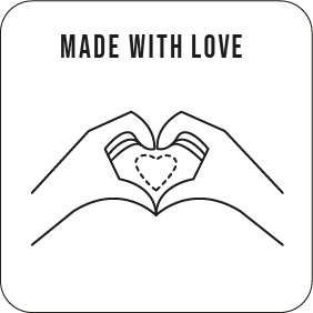 Siegel "Made with Love": Jede Marikoo-Jacke wird mit viel Liebe zum Detail entworfen. Vom Design über die Passform bis zur Auswahl der Materialien ist alles sorgfältig abgestimmt.