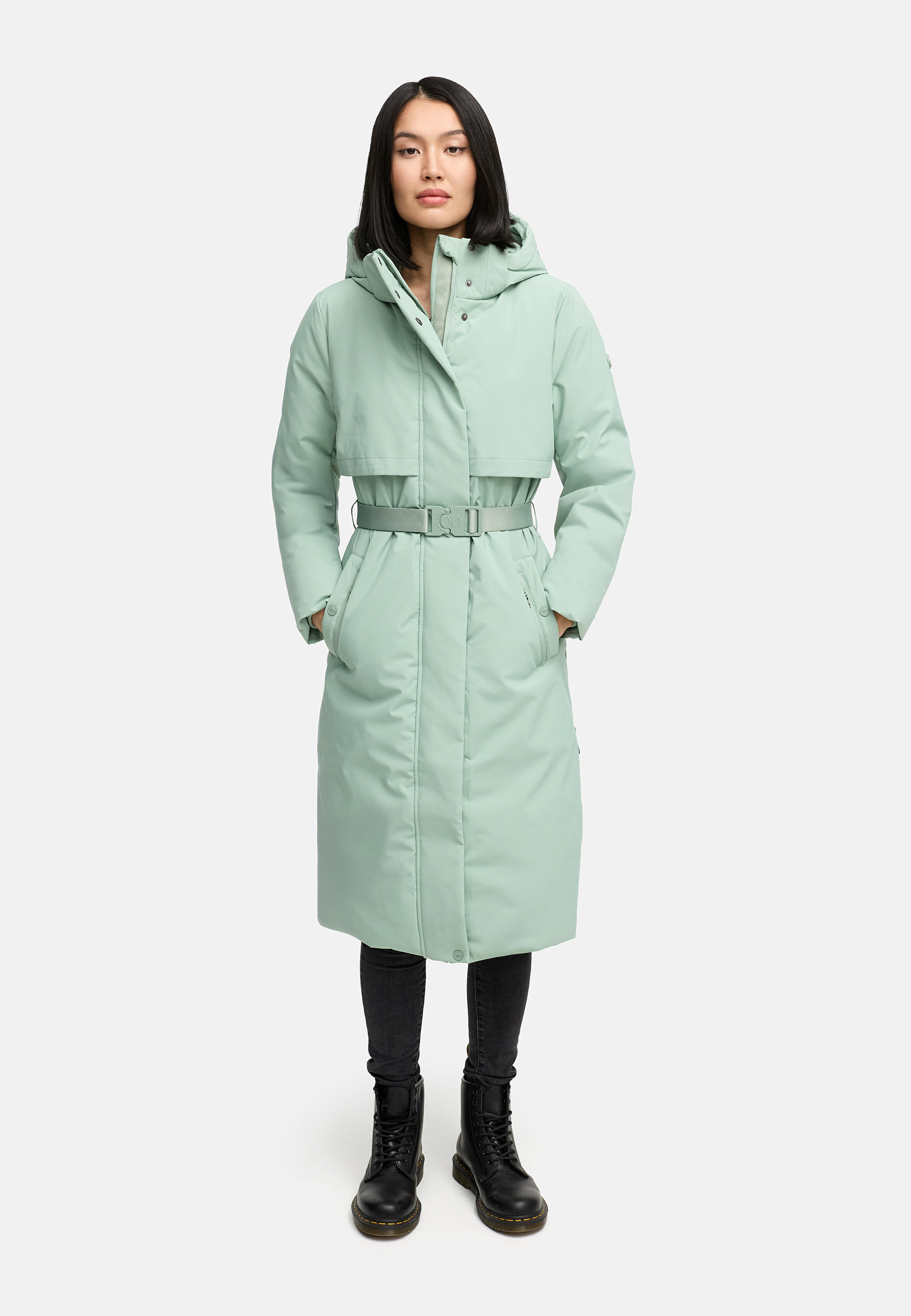 Navahoo Waldbummler Damen Wintermantel – wasserdichter, winddichter Mantel mit Taillengürtel, hohem Kragen und eleganter Silhouette, warm gefüttert für kalte Wintertage.